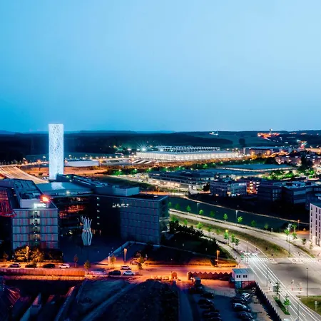 Sky21 Lux With Pool, Gym, & Views * Luxemburgo